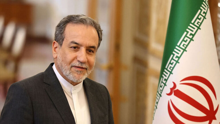 وزير الخارجية الإيراني سعيد خطيب زادة